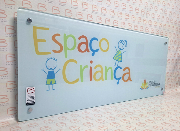 placa-biblioteca-espaco-crianca-kids-em-vidro